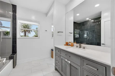 1866 Venetian Point Drive Clearwater FL 33755