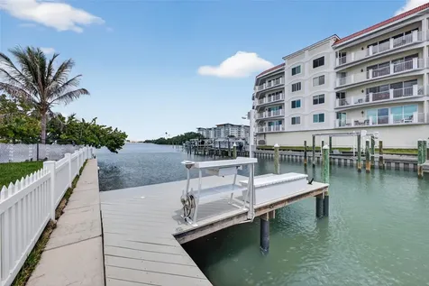 1866 Venetian Point Drive Clearwater FL 33755