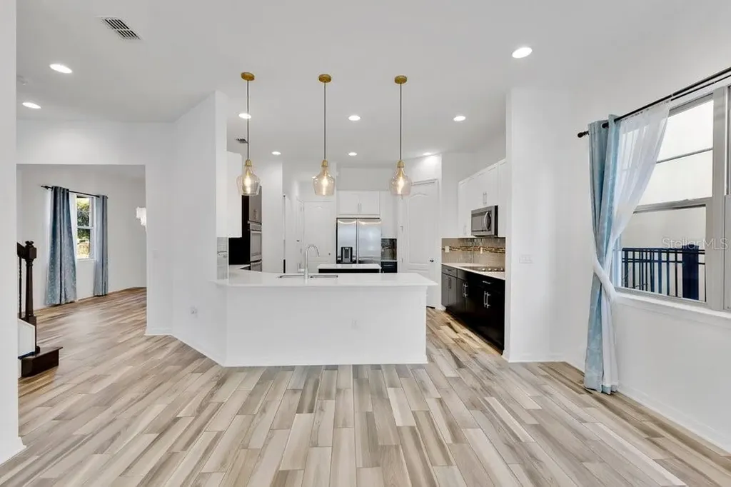10466 Siddington Drive Orlando FL 32832