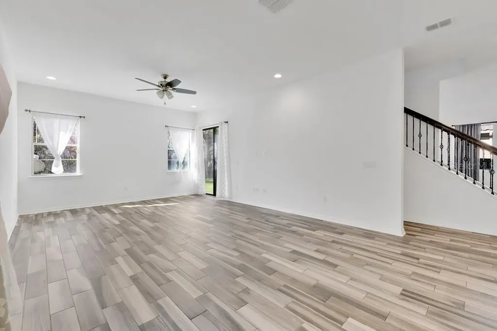 10466 Siddington Drive Orlando FL 32832