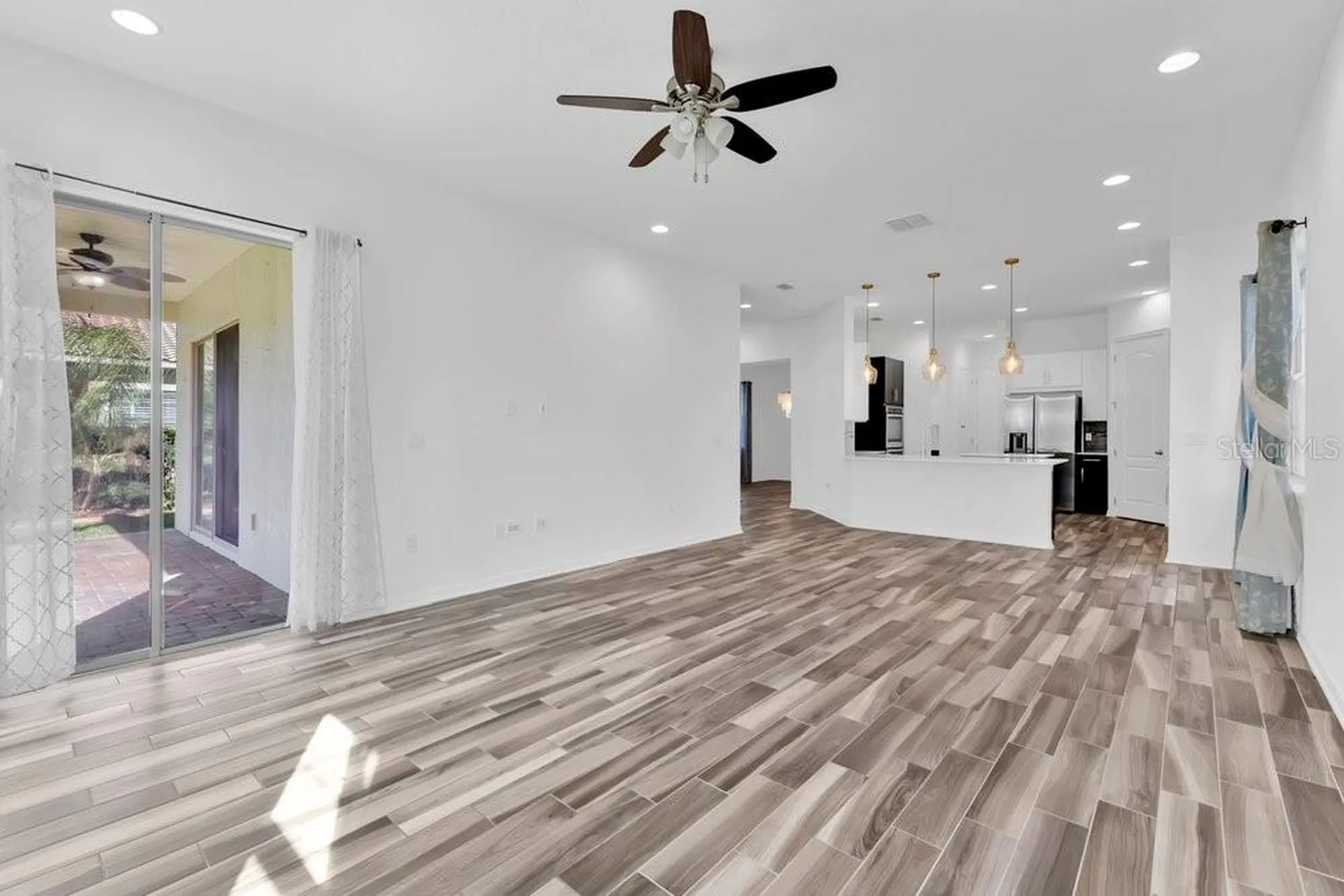 10466 Siddington Drive Orlando FL 32832