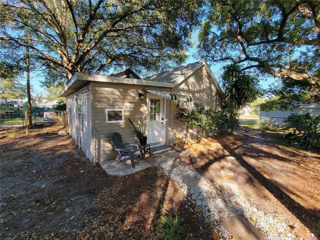 717 Illinois Avenue St Cloud FL 34769
