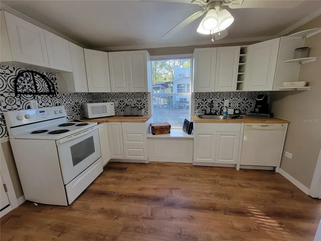 717 Illinois Avenue St Cloud FL 34769