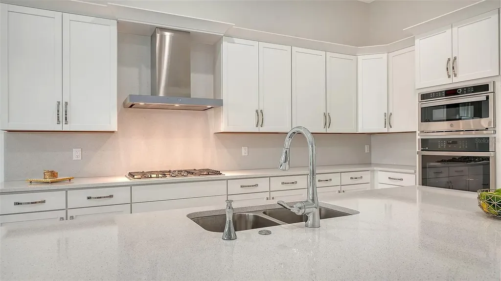 8950 Baroque Terrace Sarasota FL 34240
