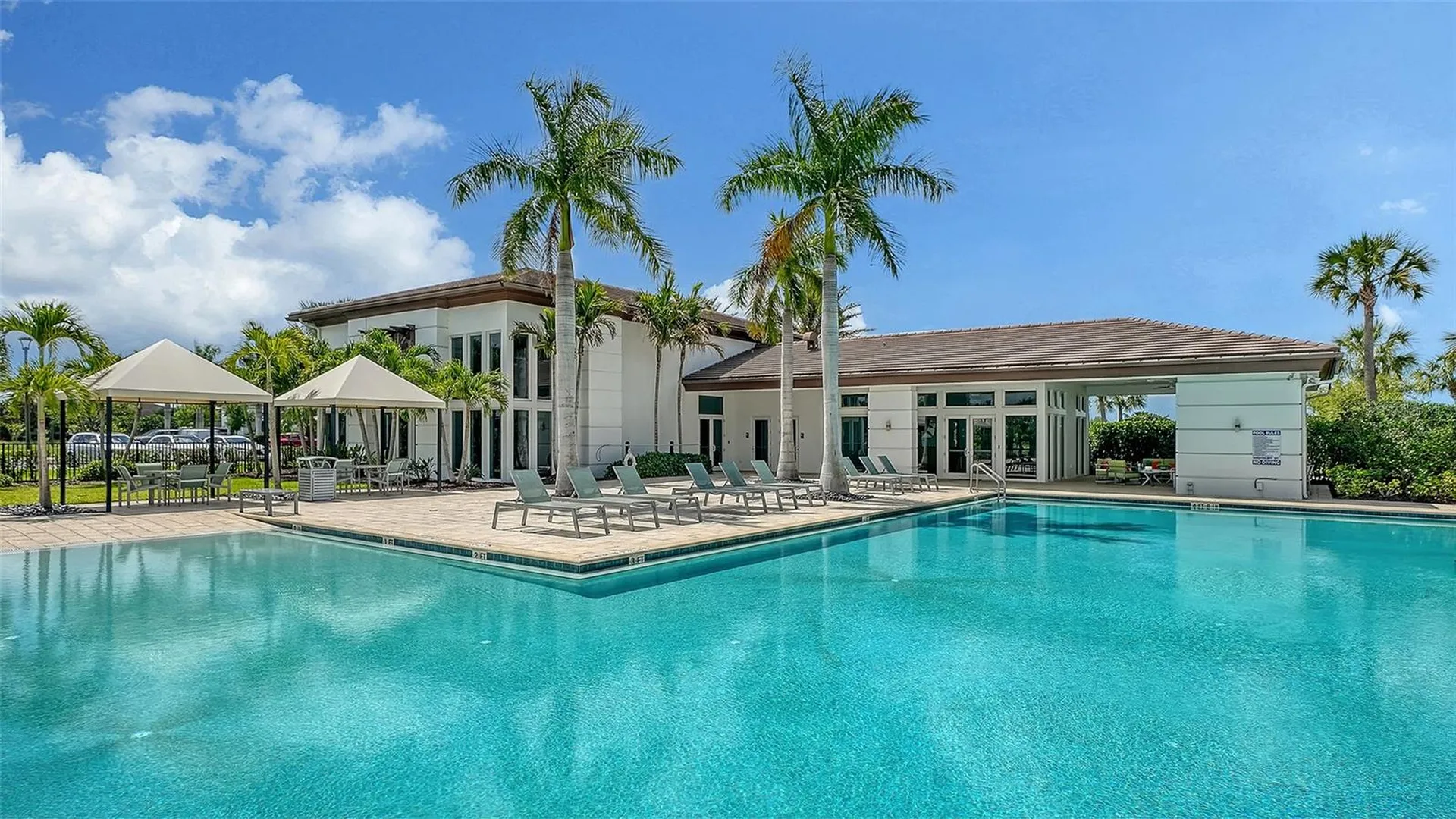 8950 Baroque Terrace Sarasota FL 34240