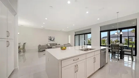 8950 Baroque Terrace Sarasota FL 34240