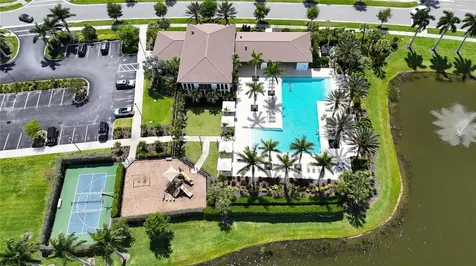 8950 Baroque Terrace Sarasota FL 34240