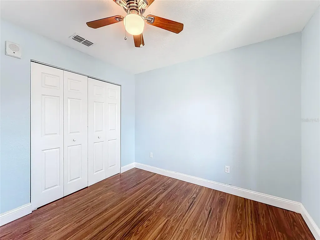 2260 Grenwich Avenue Orlando FL 32817