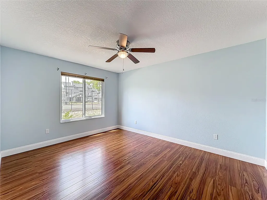 2260 Grenwich Avenue Orlando FL 32817