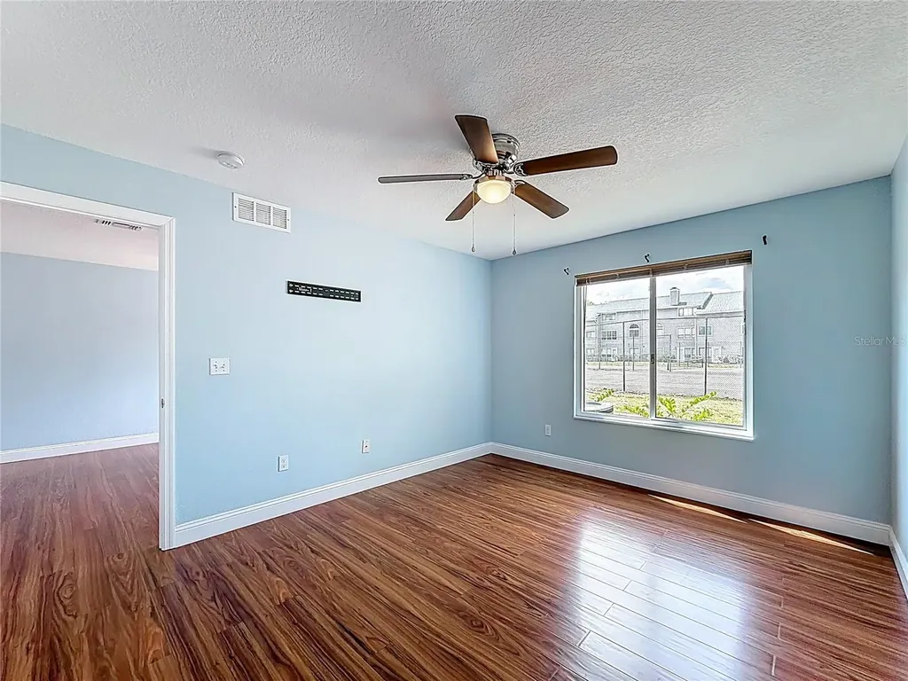 2260 Grenwich Avenue Orlando FL 32817