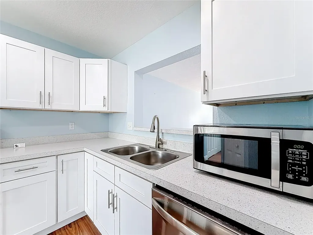 2260 Grenwich Avenue Orlando FL 32817