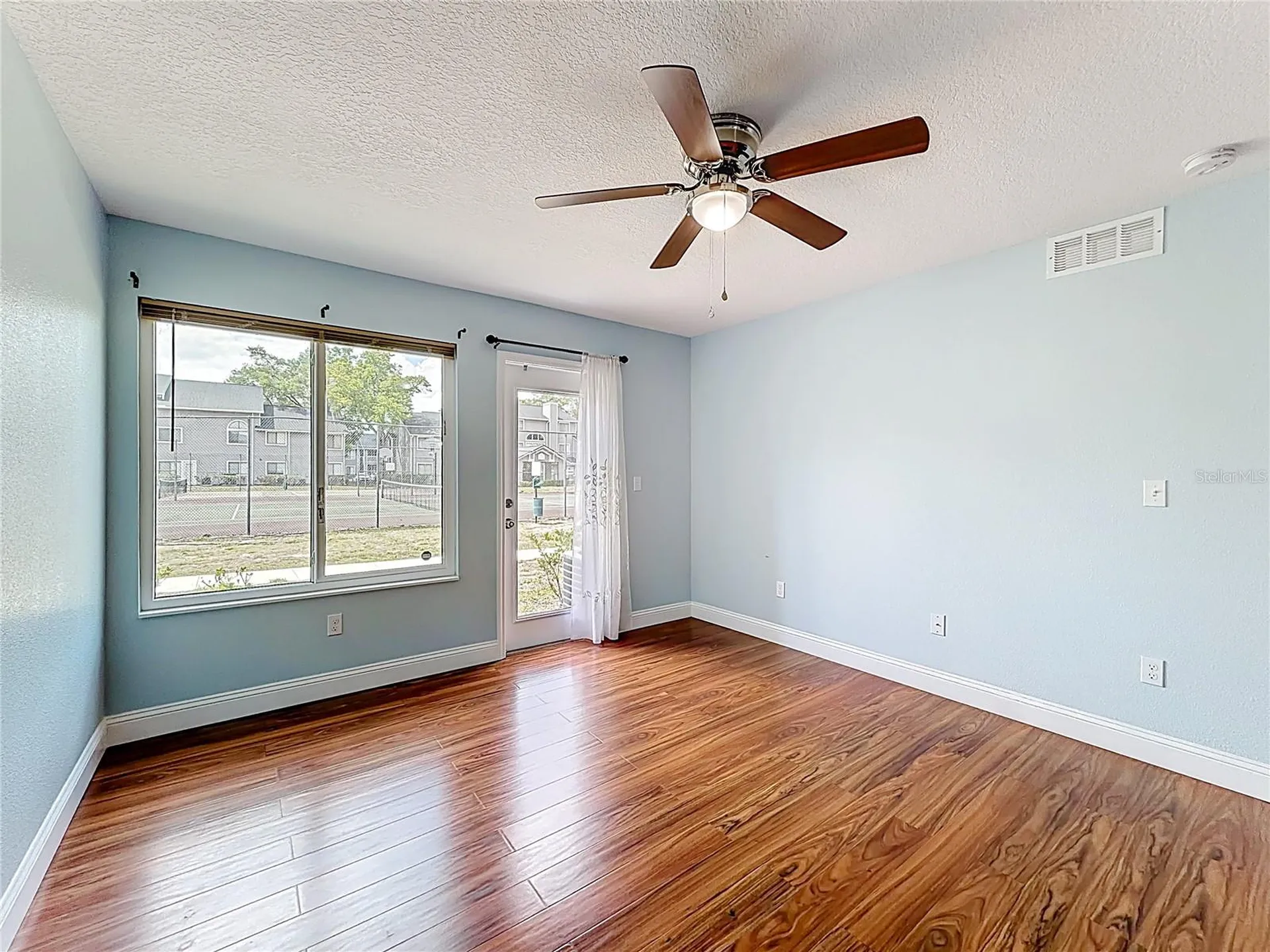 2260 Grenwich Avenue Orlando FL 32817