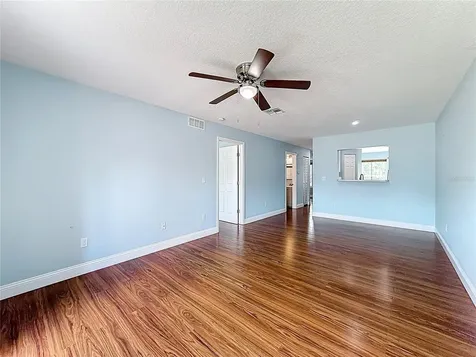 2260 Grenwich Avenue Orlando FL 32817