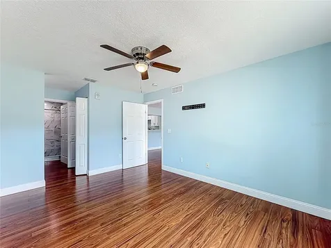 2260 Grenwich Avenue Orlando FL 32817