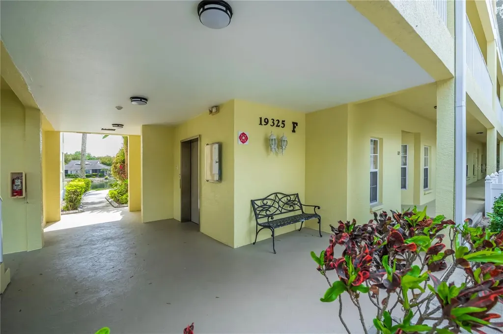 19325 Water Oak Drive Port Charlotte FL 33948