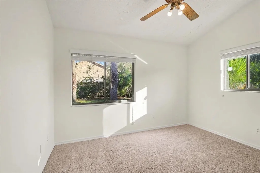 10 Patchogue Lane Palm Coast FL 32164