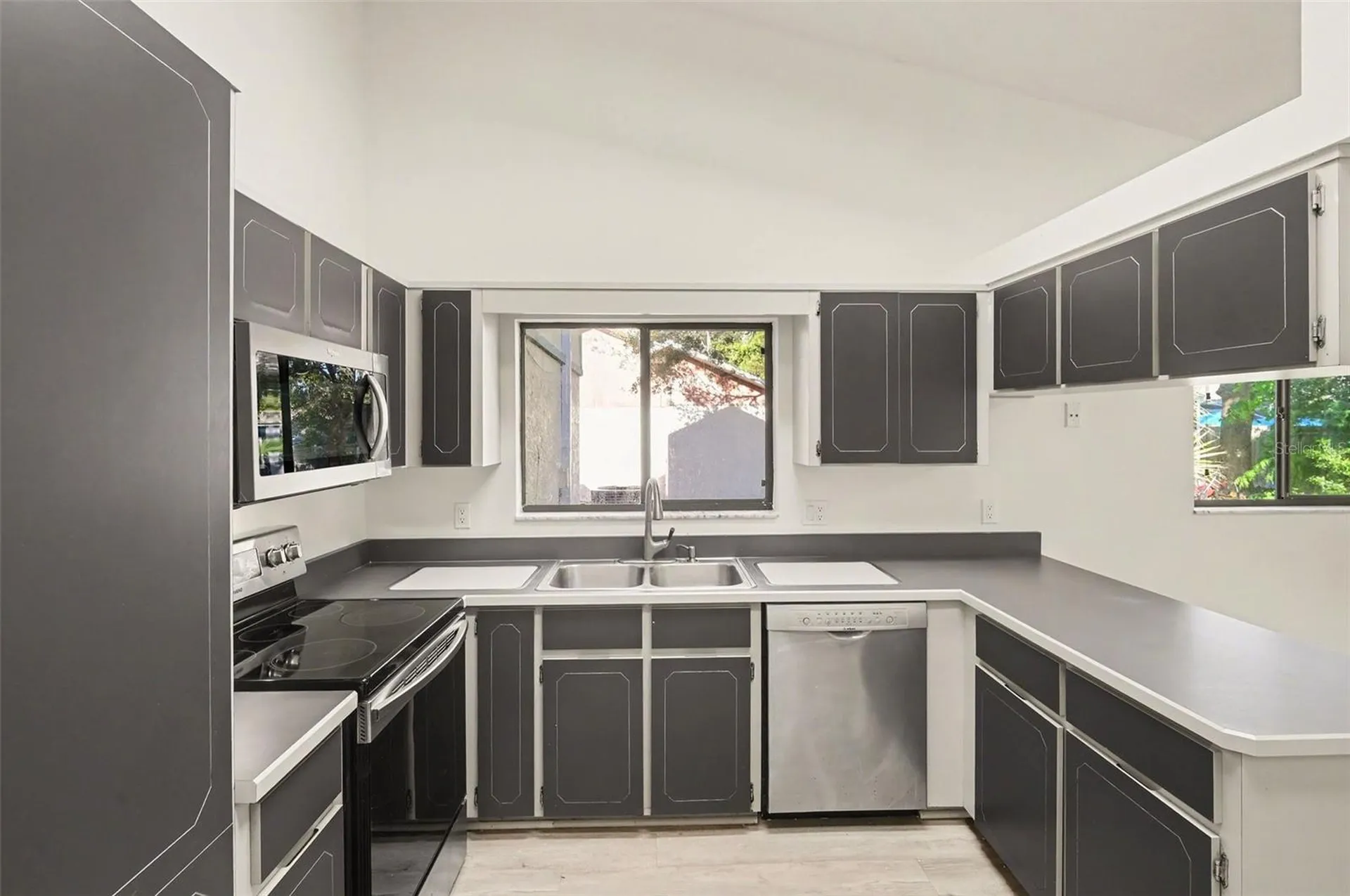 10 Patchogue Lane Palm Coast FL 32164