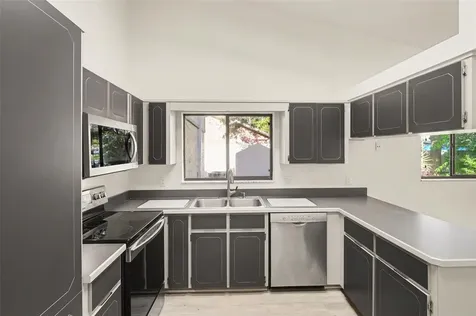 10 Patchogue Lane Palm Coast FL 32164