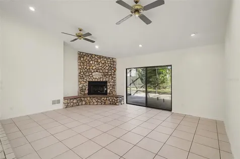 10 Patchogue Lane Palm Coast FL 32164