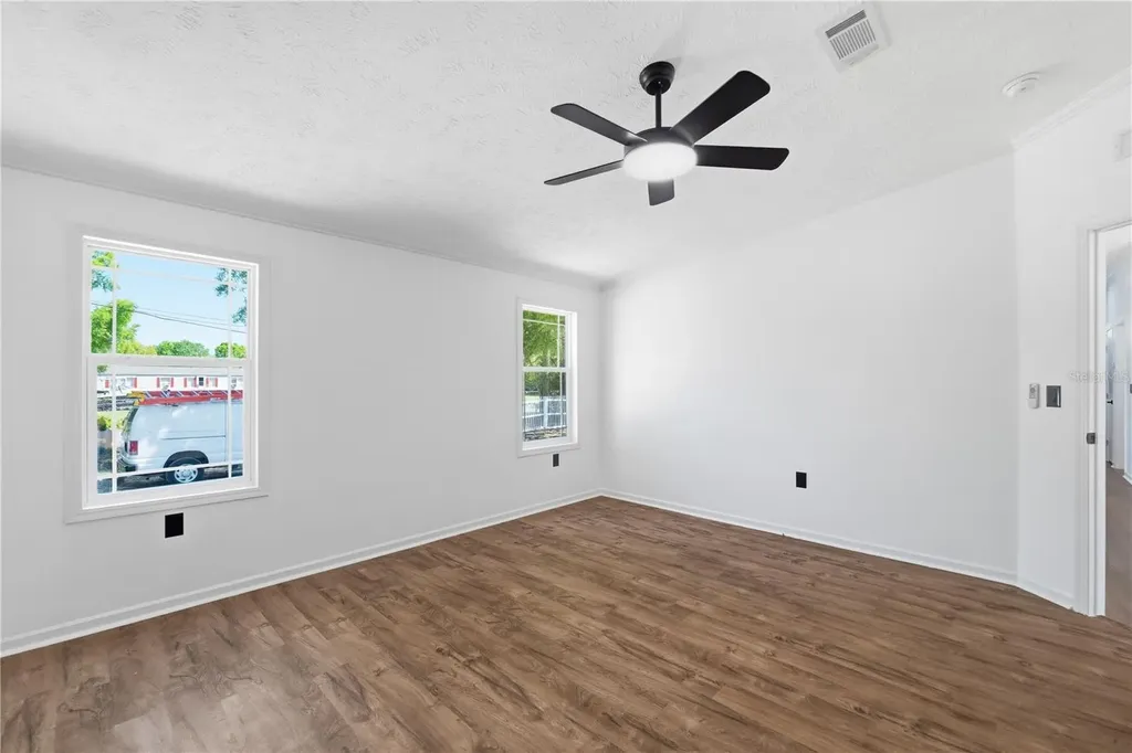 11708 Meadowdale Drive Tampa FL 33625