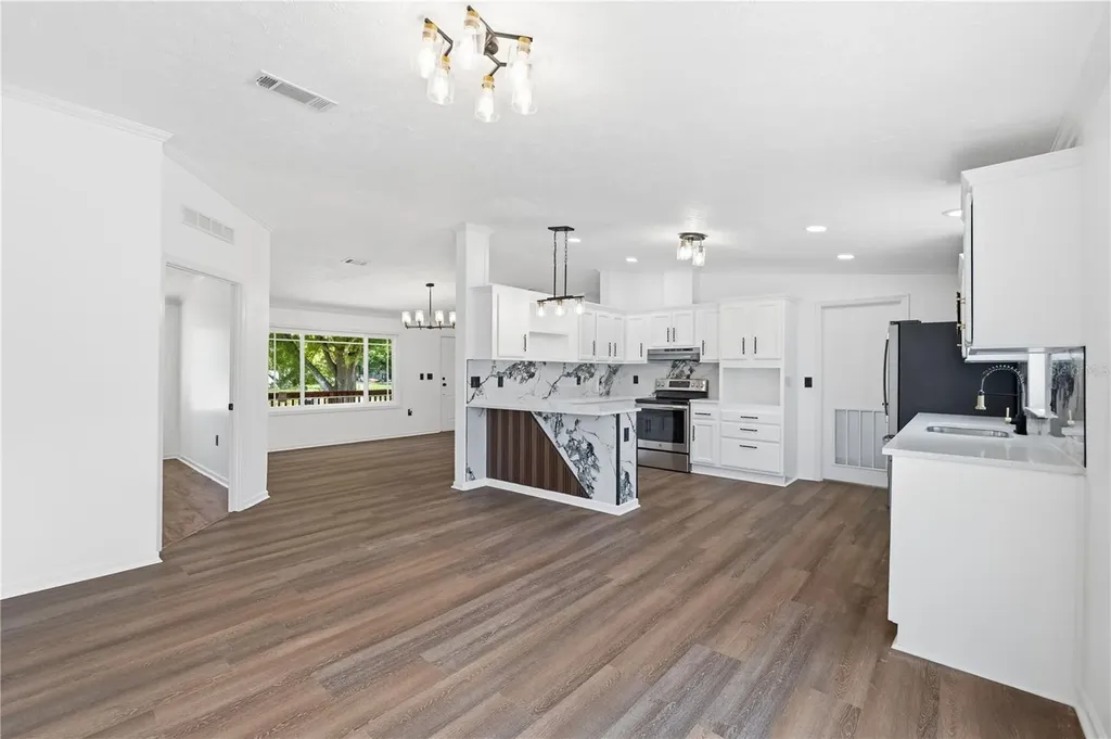 11708 Meadowdale Drive Tampa FL 33625