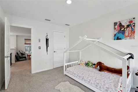 798 46th Avenue N St Petersburg FL 33703
