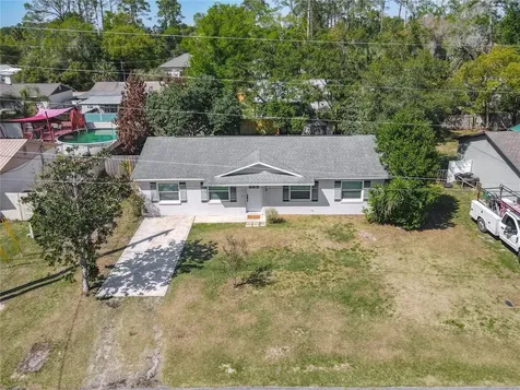 624 W New York Avenue Lake Helen FL 32744