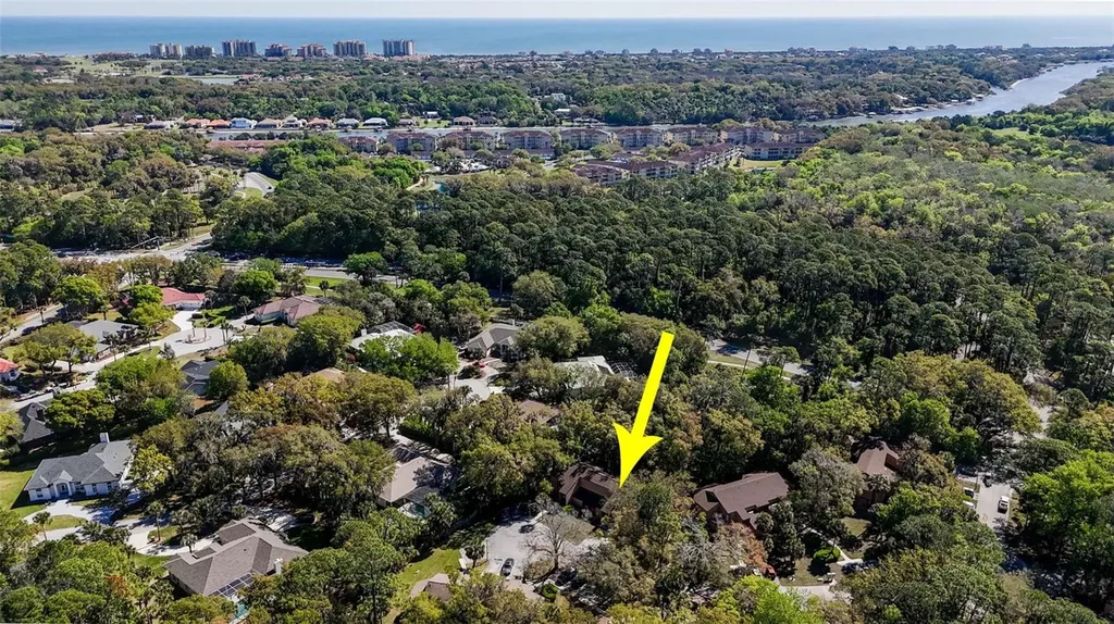 8 Oakmont Court Palm Coast FL 32137