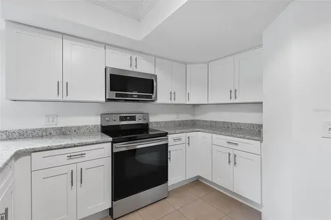 8 Oakmont Court Palm Coast FL 32137