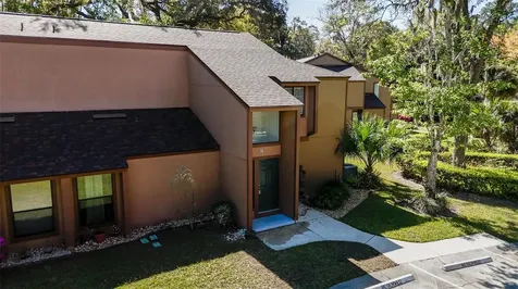 8 Oakmont Court Palm Coast FL 32137