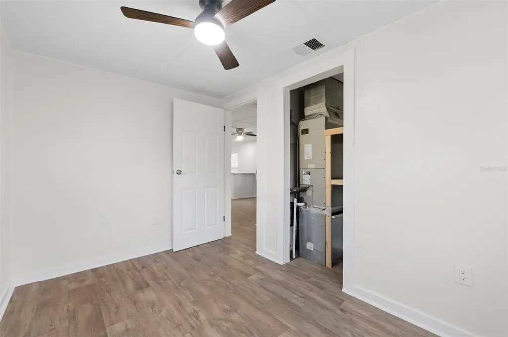 3241 Laurel Avenue Clearwater FL 33762