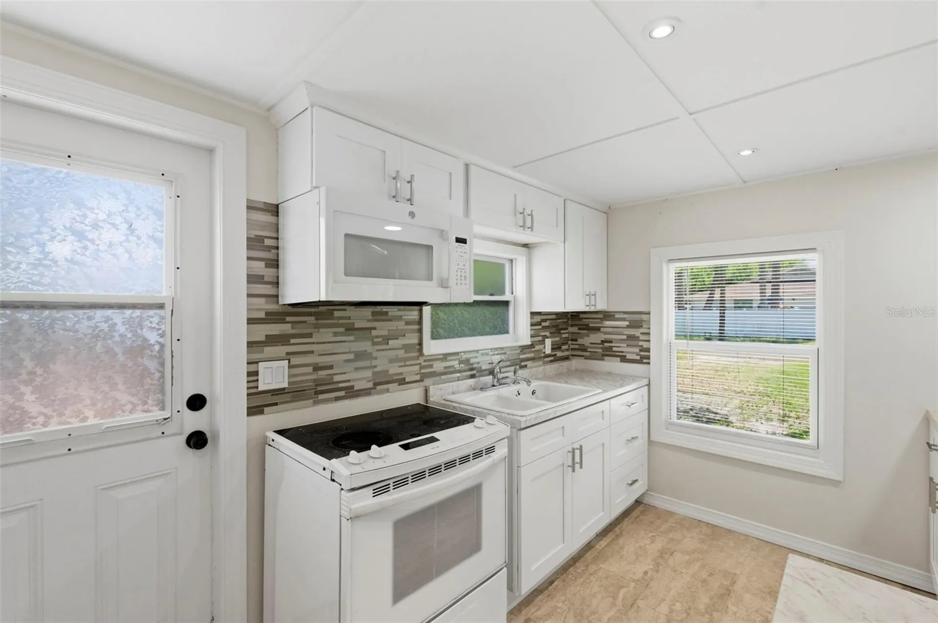 3241 Laurel Avenue Clearwater FL 33762
