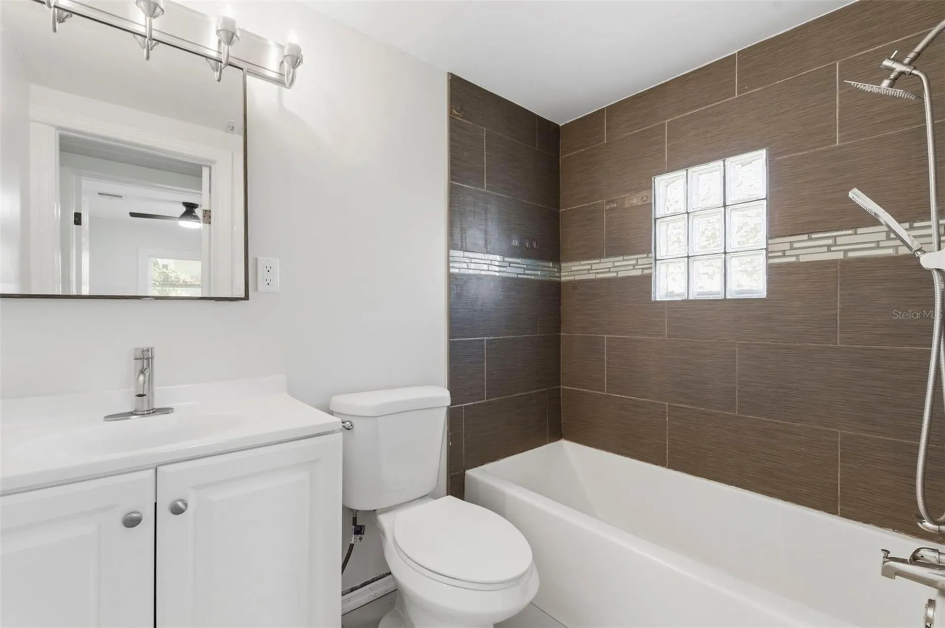 3241 Laurel Avenue Clearwater FL 33762