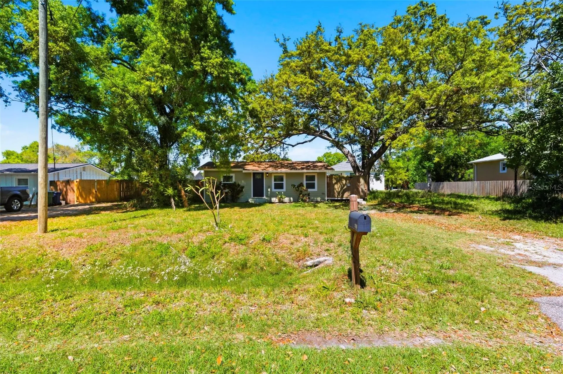 3241 Laurel Avenue Clearwater FL 33762