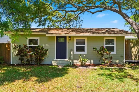 3241 Laurel Avenue Clearwater FL 33762