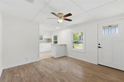 3241 Laurel Avenue Clearwater FL 33762