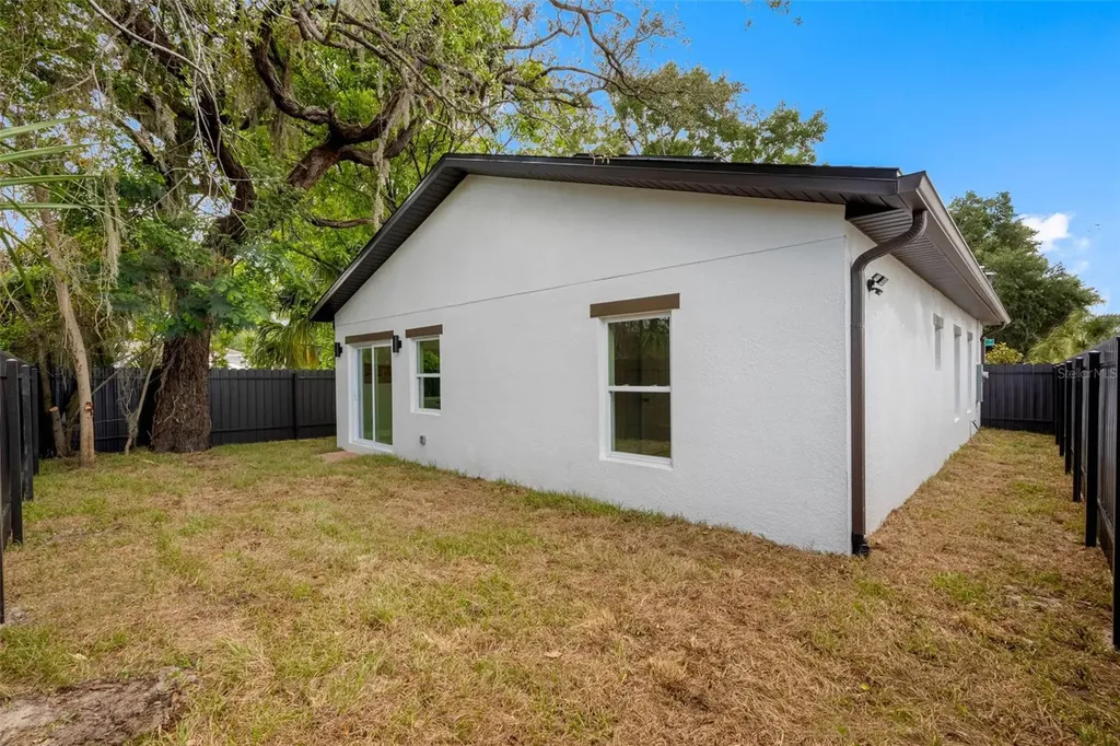 2405 E 23rd Avenue Tampa FL 33605
