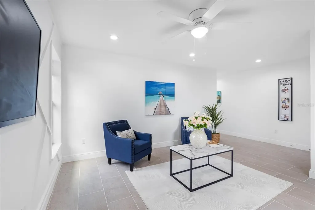 2405 E 23rd Avenue Tampa FL 33605