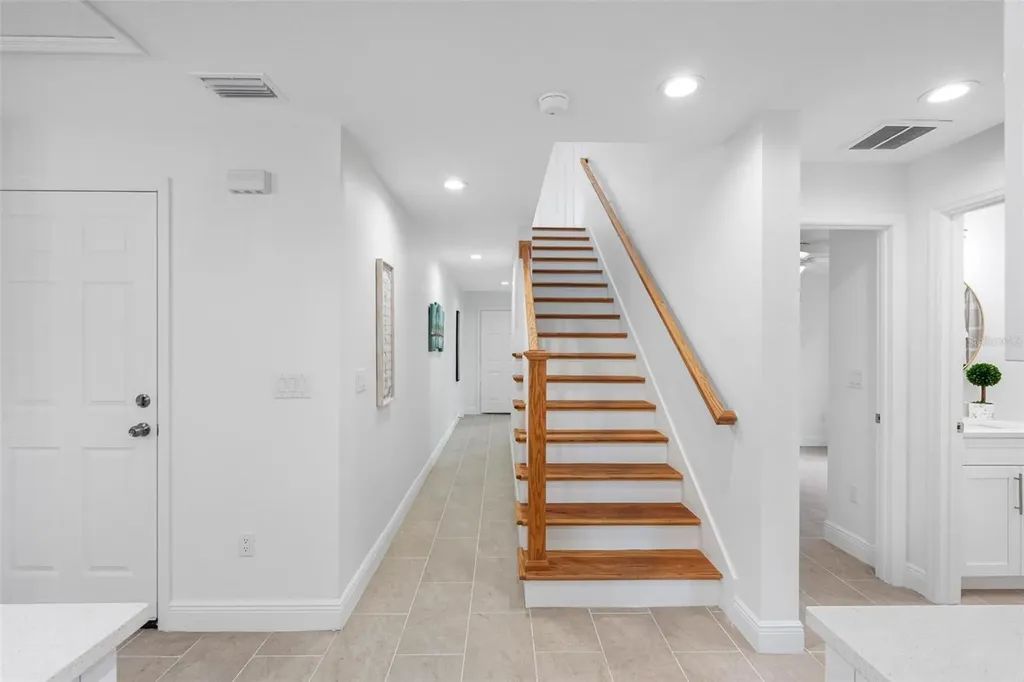 2405 E 23rd Avenue Tampa FL 33605
