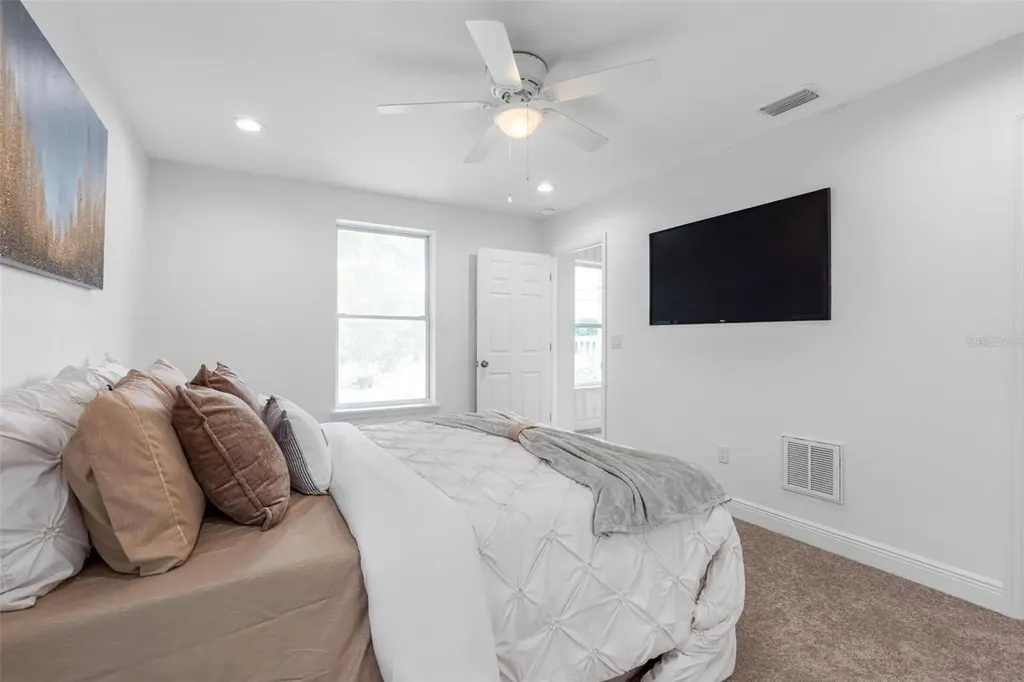 2405 E 23rd Avenue Tampa FL 33605