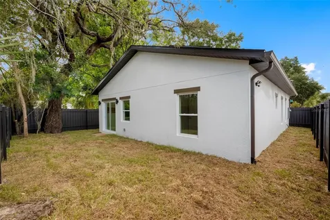 2405 E 23rd Avenue Tampa FL 33605