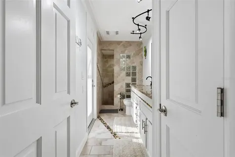 11767 Ashley Court Seminole FL 33772