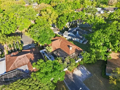 11767 Ashley Court Seminole FL 33772