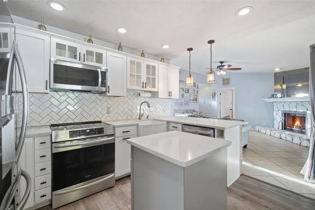 7403 Providence Road Riverview FL 33578