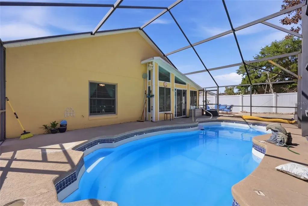 12315 Kenton Court Orlando FL 32837