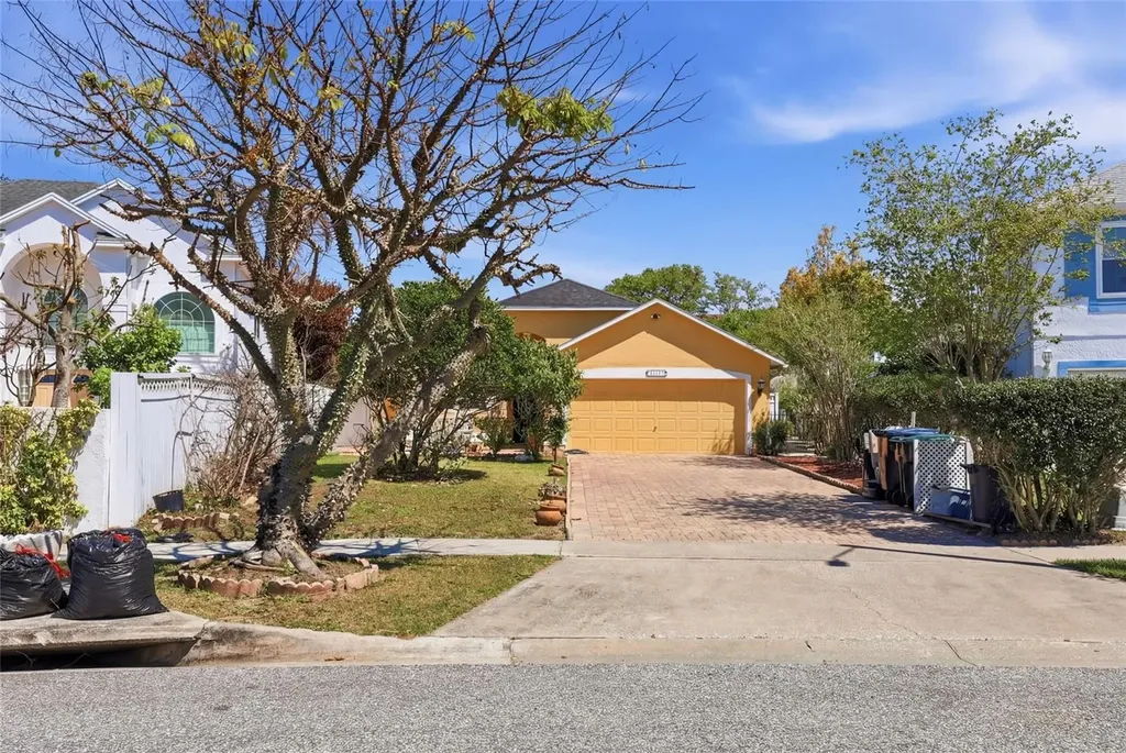 12315 Kenton Court Orlando FL 32837