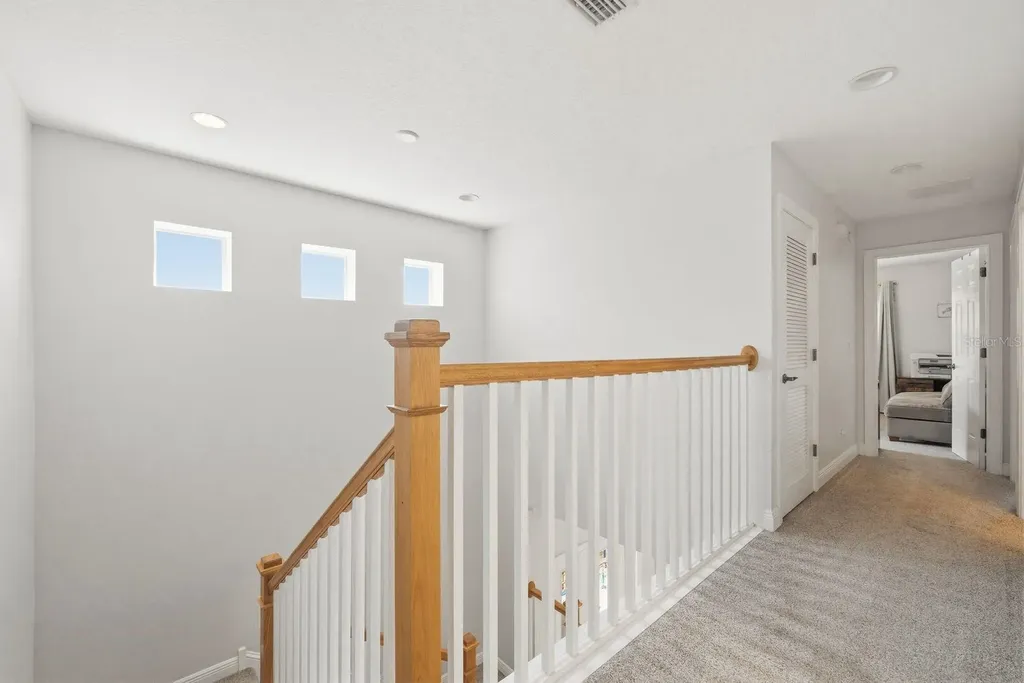 208 Valencia Circle St Petersburg FL 33716