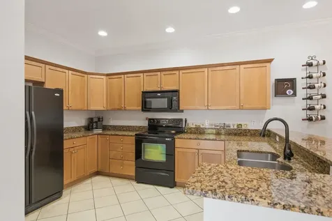 208 Valencia Circle St Petersburg FL 33716