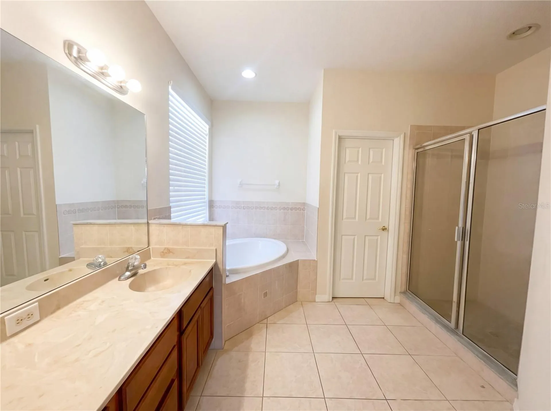 18010 Java Isle Drive Tampa FL 33647