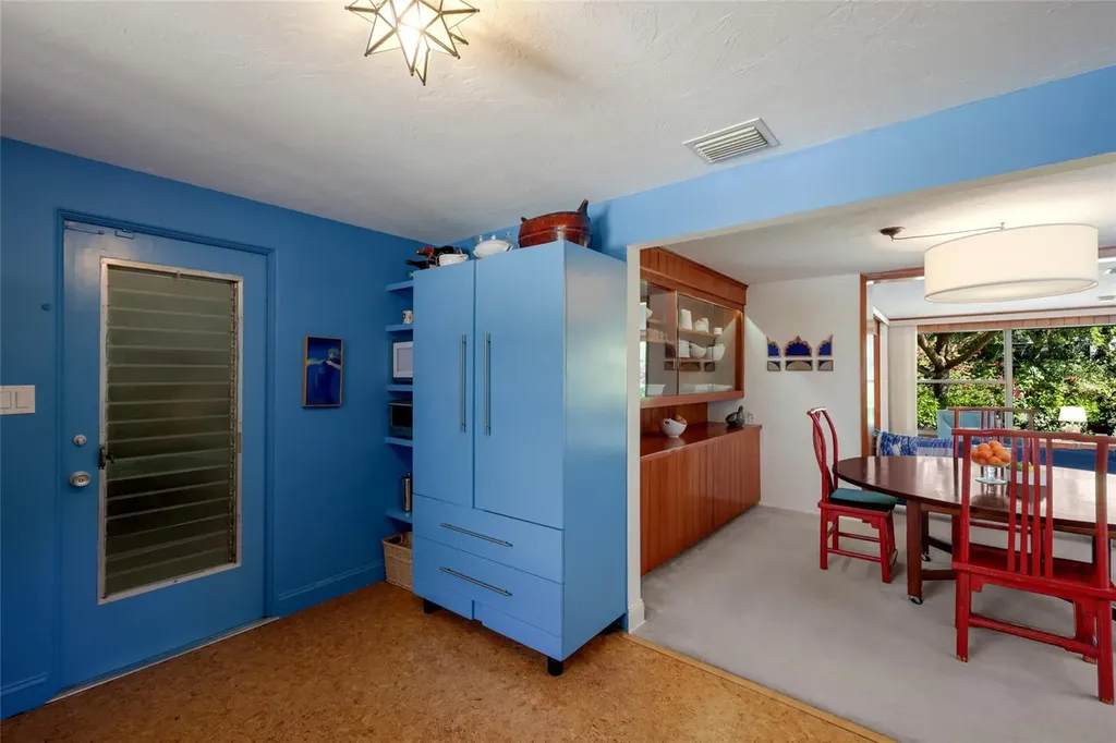 455 S Shore Drive Sarasota FL 34234
